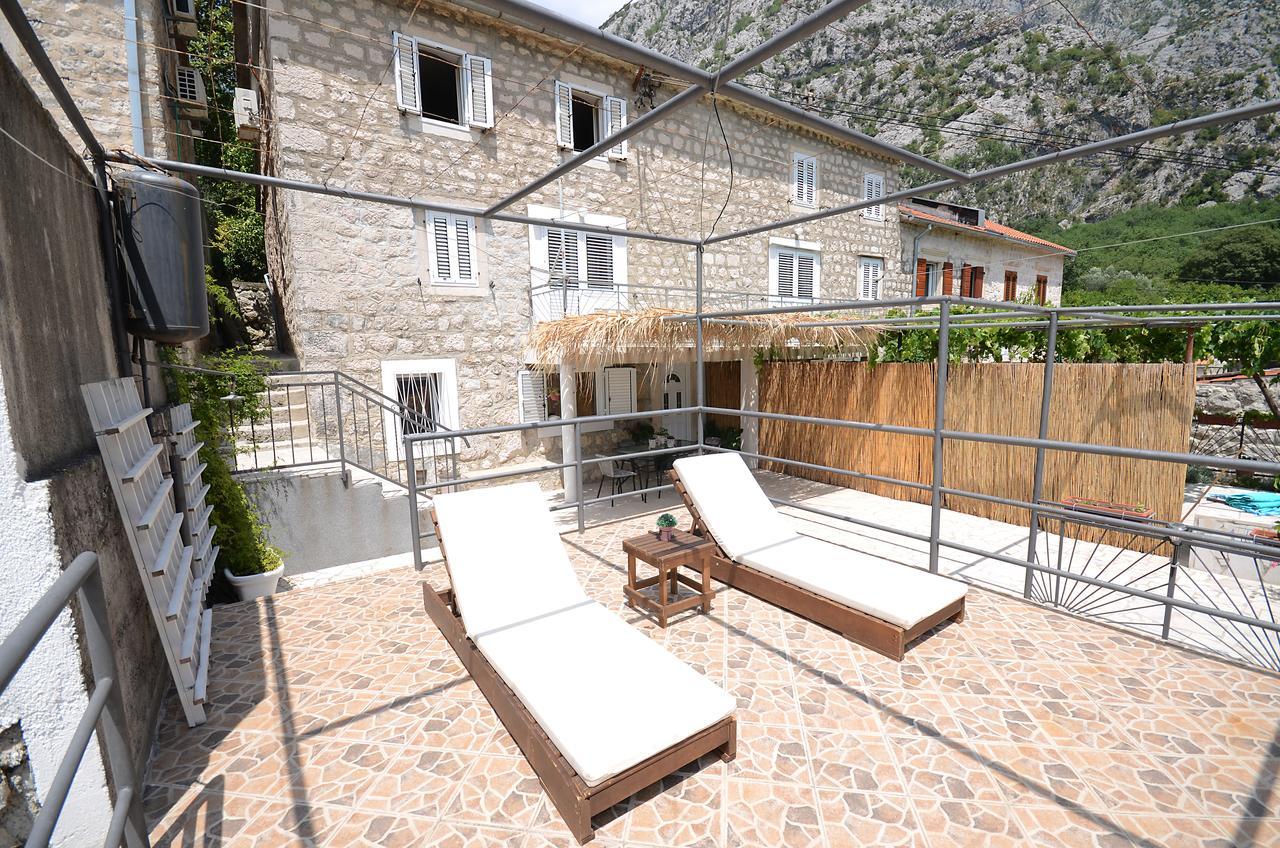 Stone House Dragutinovic Apartment Kotor Exterior photo
